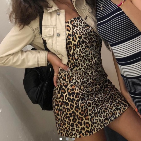 Leopard print mini dress - Picture 2 of 3